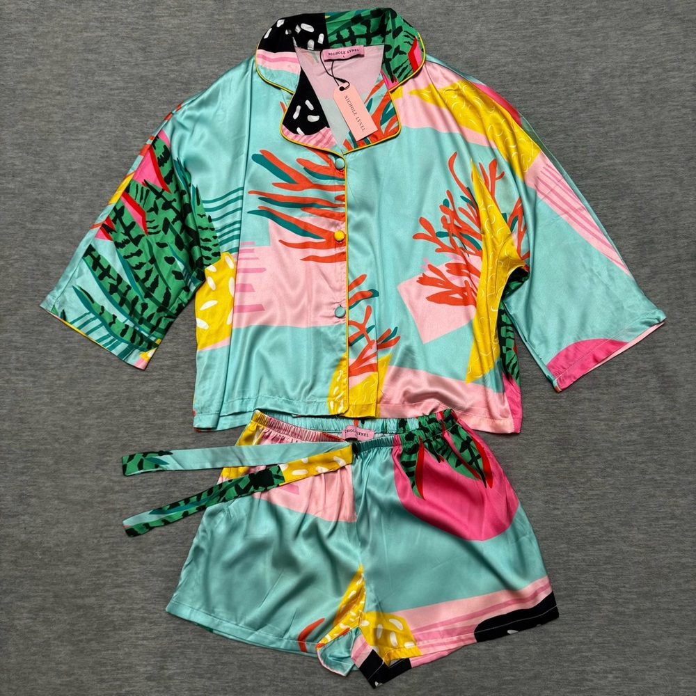 Nichole Lynel Sz L Pajama Loungewear Set Top Shorts